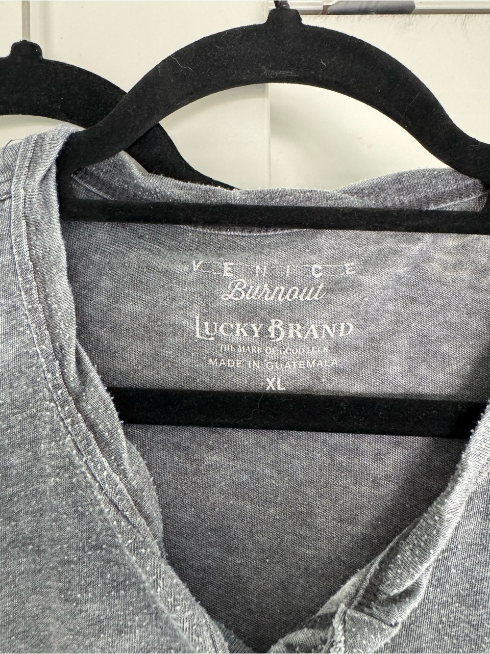 Lucky Brand Burnoit Henley T-Shirt Lot - Picture 3 of 3